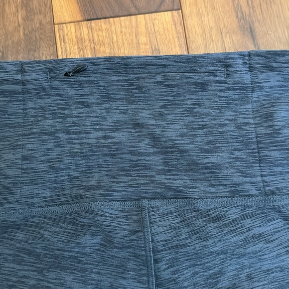 Victoria’s Secret Pink Ultimate Leggings - Picture 4 of 4